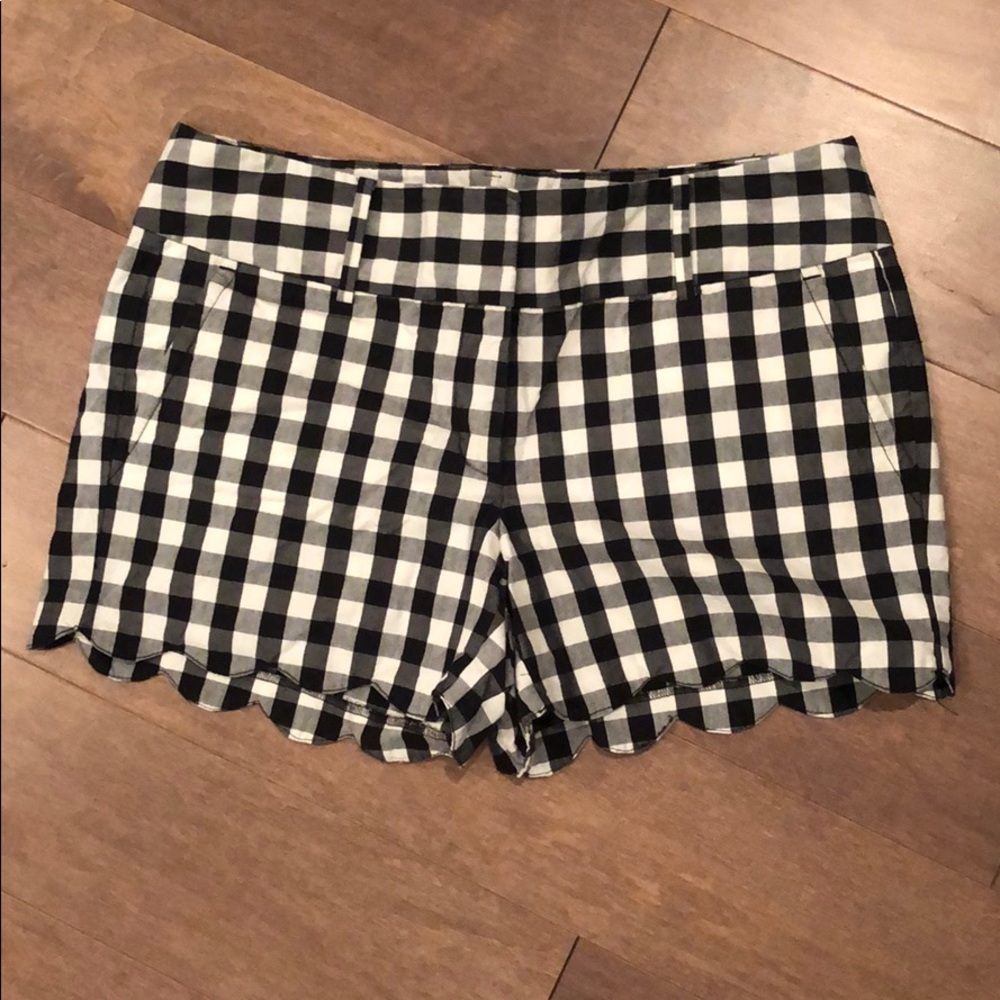 Ann Taylor signature checkered shorts